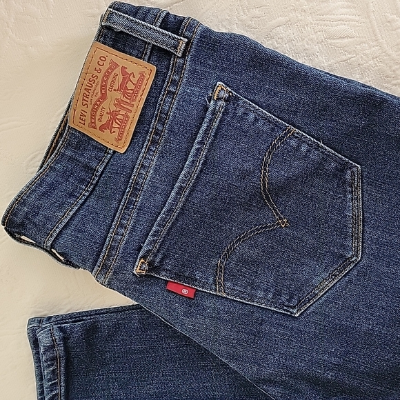 Levi's Denim - Levi's Ladies Jeans Size 27